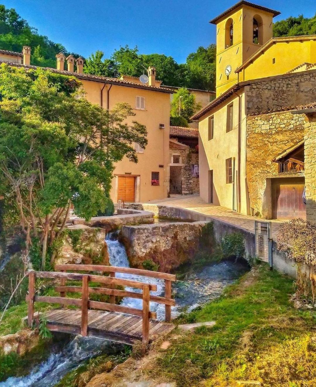 Апартаменты La Casa Di Mimi Фолиньо Экстерьер фото
